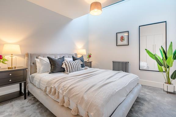 3 bedroom student apartment in Marylebone, London