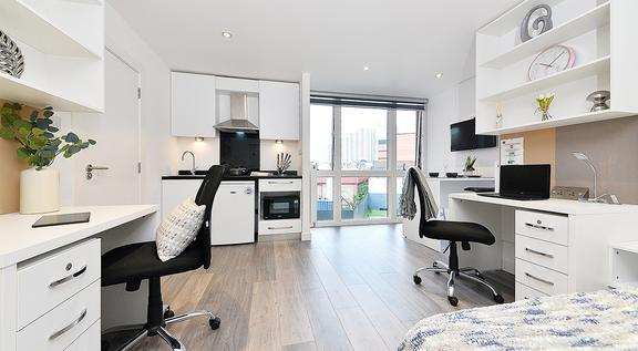 1 bedroom student apartment in City Centre, Nottingham