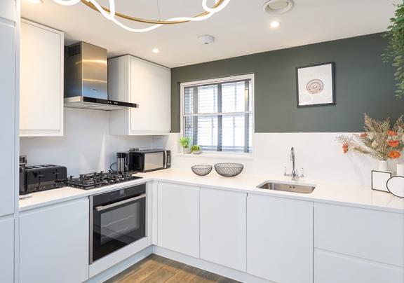 2 bedroom student apartment in Soho, London