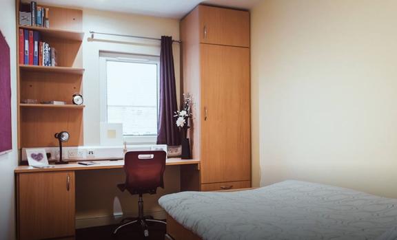 1 bedroom student apartment in Great Horton, Bradford