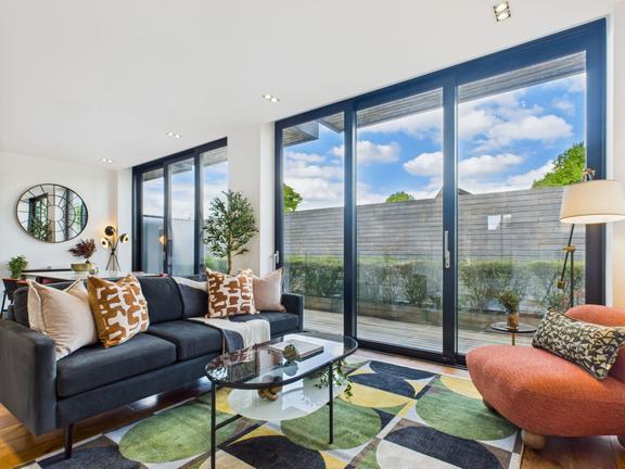 2 bedroom student apartment in Camden, London