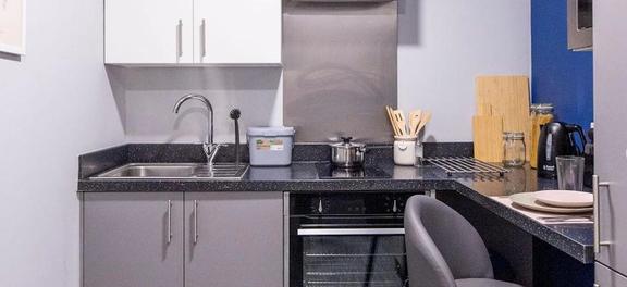 2 bedroom student apartment in Guildford, Surrey