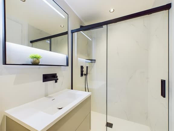 2 bedroom student apartment in Marylebone, London