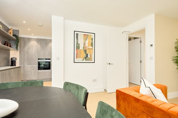 3 bedroom student apartment in Paddington, London