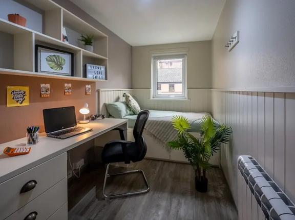 1 bedroom student apartment in Marchmont, Edinburgh
