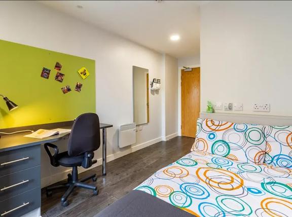 1 bedroom student apartment in City Centre, Southampton