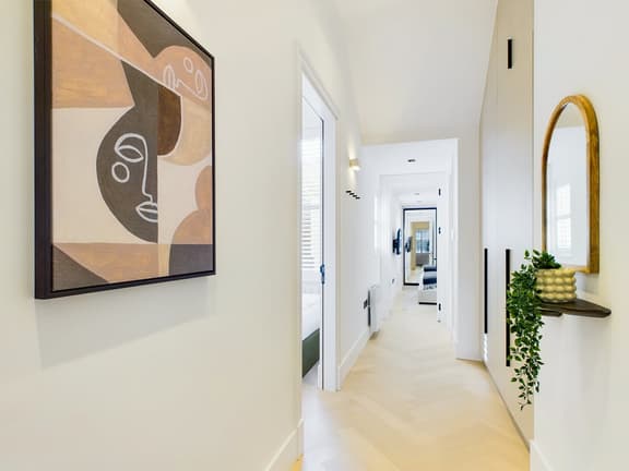 2 bedroom student apartment in Marylebone, London