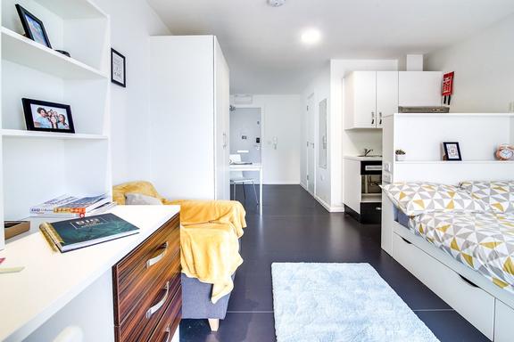 1 bedroom student apartment in City Centre, Birmingham