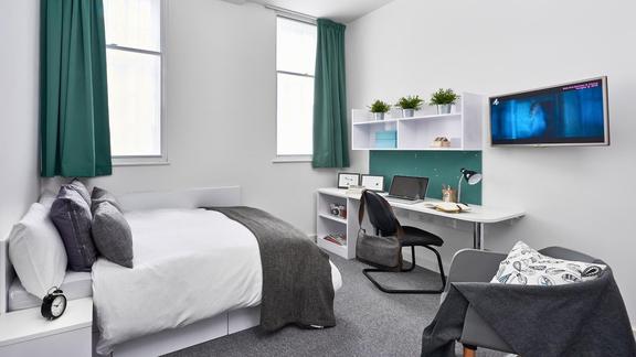 2 bedroom student apartment in City Centre, Leicester