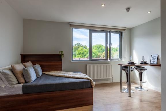 1 bedroom student apartment in Ealing, London