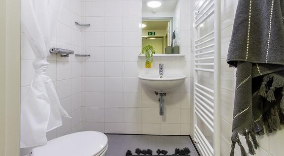 1 bedroom student apartment in Frizinghall, Bradford