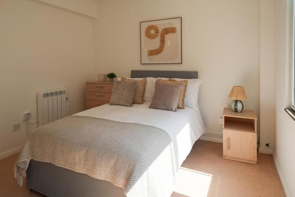 11 bedroom student apartment in Paddington, London