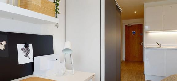 1 bedroom student apartment in Newcastle-under-Lyme, Stoke-on-Trent