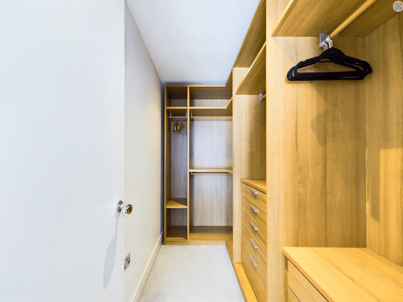 2 bedroom student apartment in Soho, London