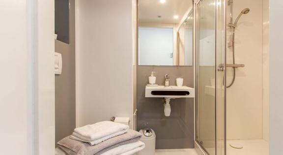 1 bedroom student apartment in City Centre, Derby