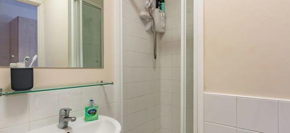 6 bedroom student apartment in Heath Town, Wolverhampton