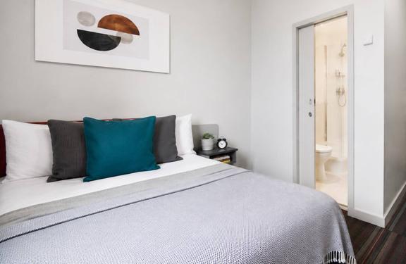 1 bedroom student apartment in City Centre, Coventry