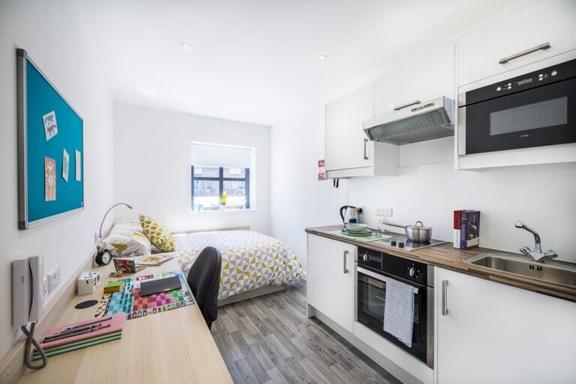1 bedroom student apartment in City Centre, Cambridge
