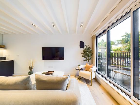 3 bedroom student apartment in Camden, London