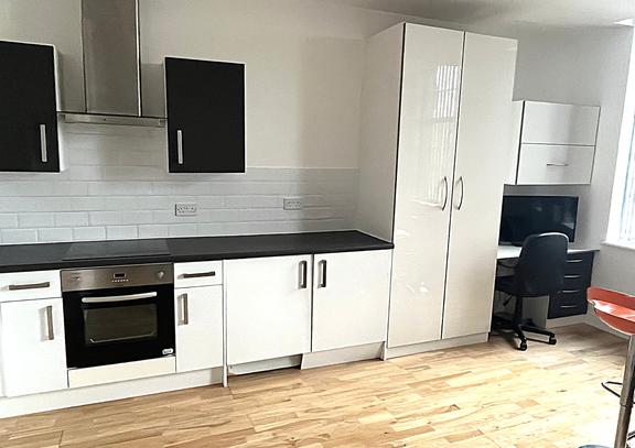 1 bedroom student apartment in City Centre, Leicester