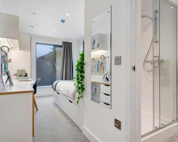 1 bedroom student apartment in Old Heath, Colchester