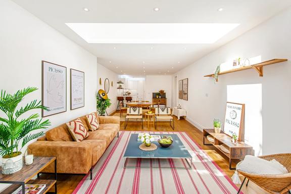 3 bedroom student apartment in Finsbury Park, London