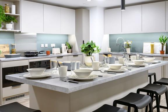 6 bedroom student apartment in Hockley, Nottingham