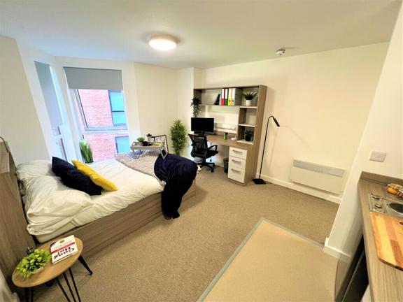 1 bedroom student apartment in Shelton, Stoke-on-Trent