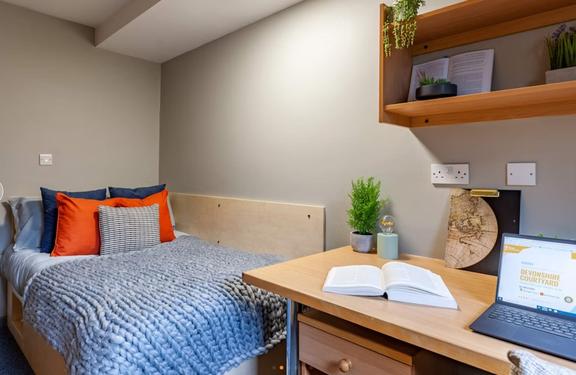 1 bedroom student apartment in City Centre, Sheffield