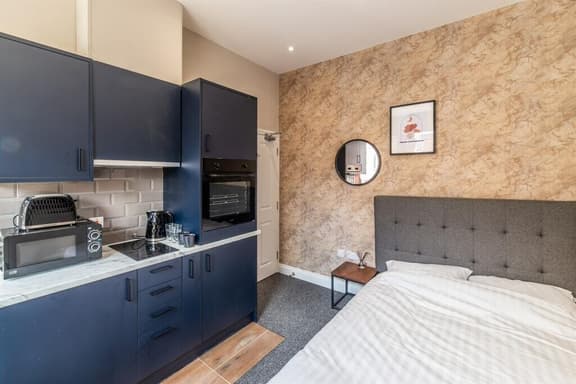 1 bedroom student apartment in City Centre, Nottingham
