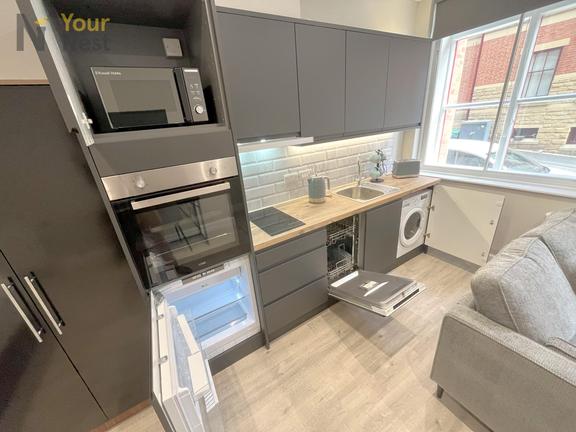 1 bedroom student apartment in Burley, Leeds
