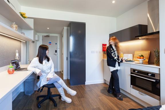 1 bedroom student apartment in City Centre, Birmingham