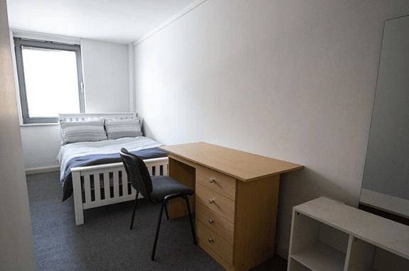 6 bedroom student apartment in City Centre, Nottingham