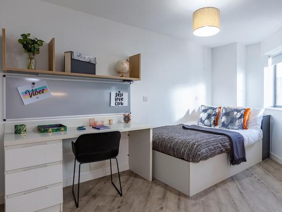 1 bedroom student apartment in Adamsdown, Cardiff