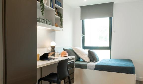 1 bedroom student apartment in City Centre, Canterbury