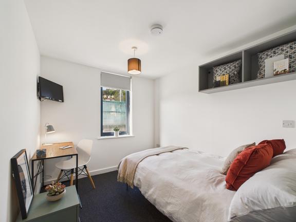 1 bedroom student apartment in City Centre, Bath