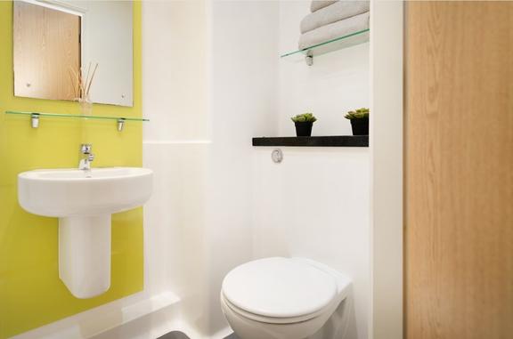 2 bedroom student apartment in City Centre, Sheffield