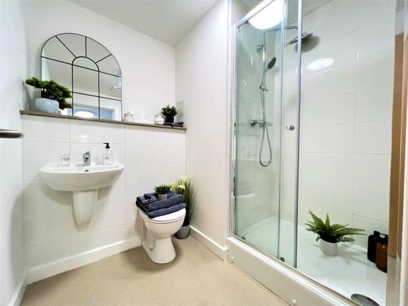 1 bedroom student apartment in Shelton, Stoke-on-Trent