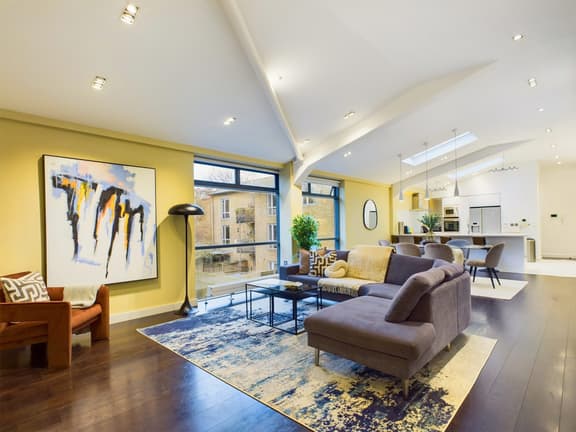 4 bedroom student apartment in Camden, London