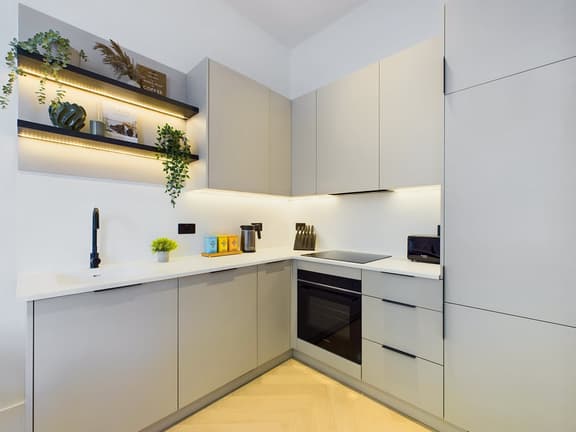 2 bedroom student apartment in Marylebone, London