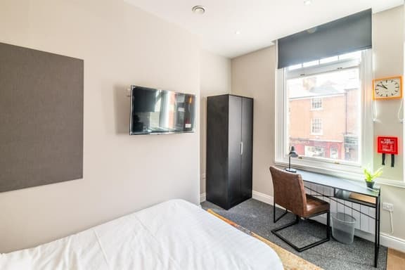 1 bedroom student apartment in City Centre, Nottingham
