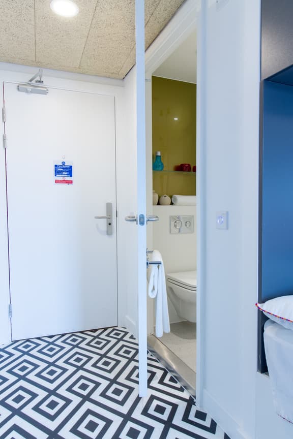 1 bedroom student apartment in City Centre, Coventry