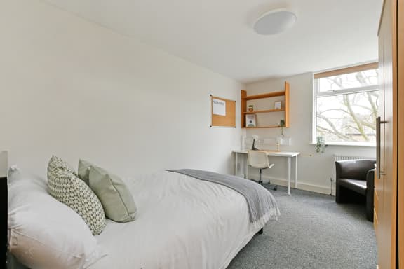 3 bedroom student apartment in Broomhill, Sheffield