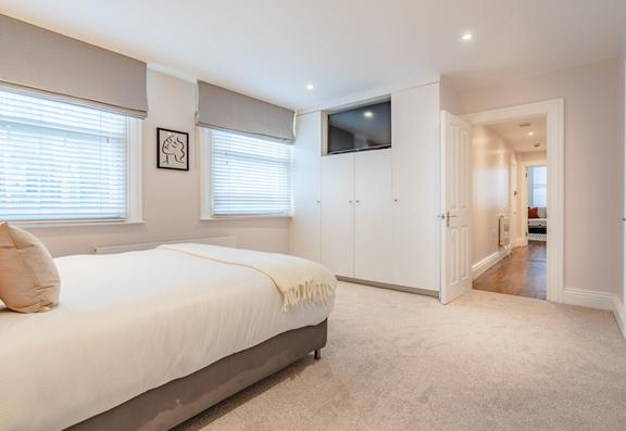 1 bedroom student apartment in Soho, London