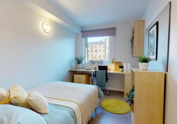 1 bedroom student apartment in Great Horton, Bradford