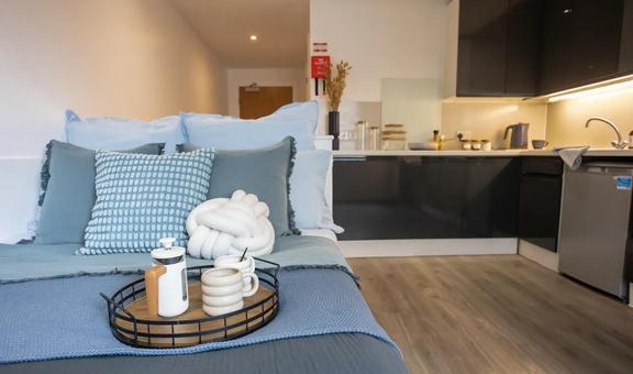 1 bedroom student apartment in City Centre, Canterbury
