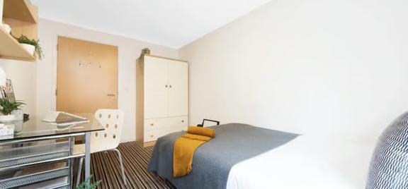 3 bedroom student apartment in Westcotes, Leicester