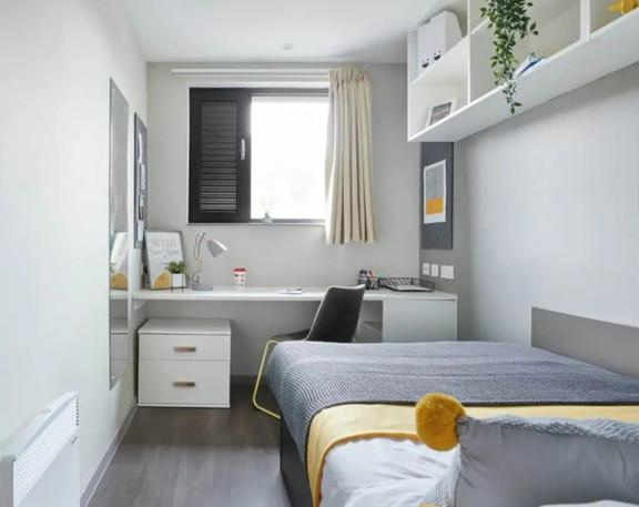 1 bedroom student apartment in City Centre, Coventry