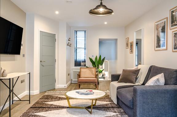 1 bedroom student apartment in Soho, London