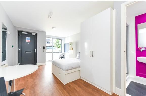 1 bedroom student apartment in City Centre, Chester